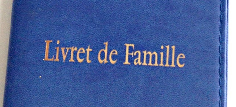 PARIS : Les actes d’état civil vont remplacer père et mère par «parent 1» et «parent 2»